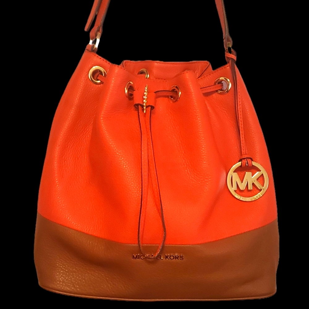 MICHAEL KORS Red/Tan Leather Bucket Crossbody Bag